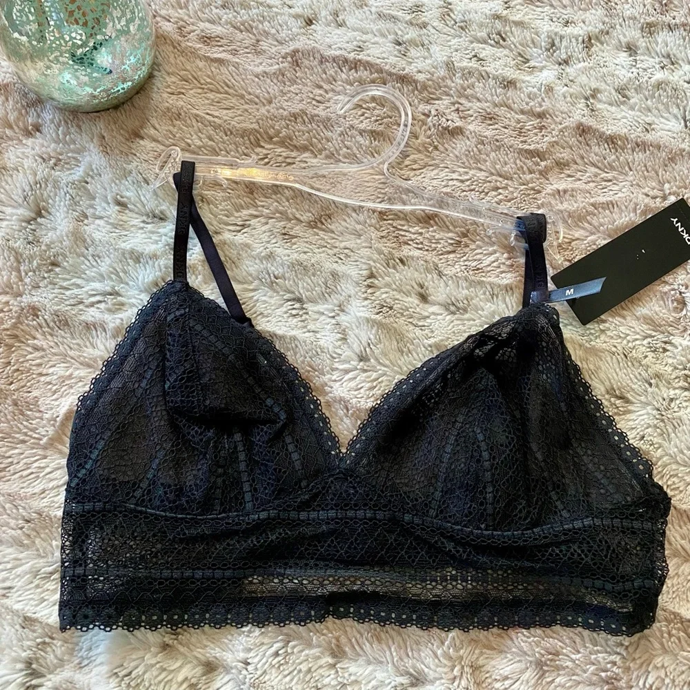 NWT DKNY Sexy Table Tops Lace Bralette Black Medium